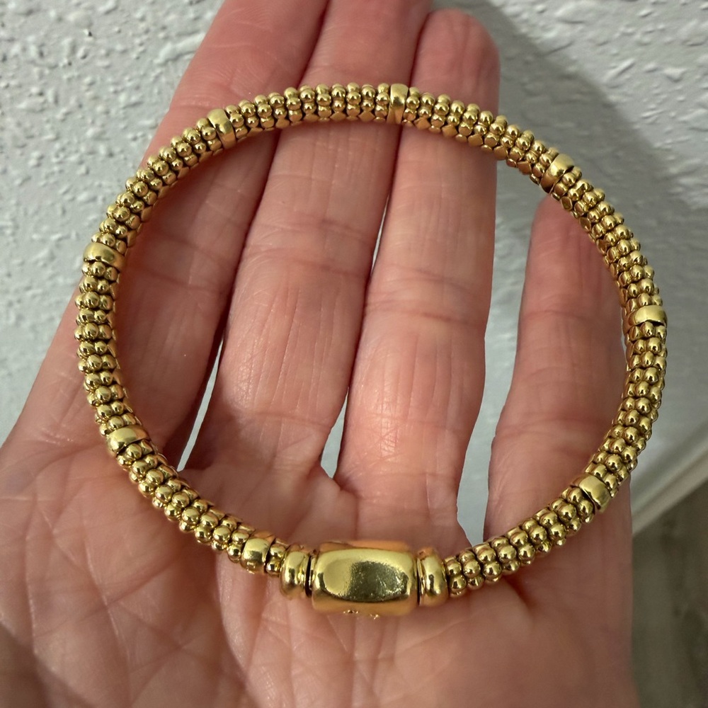 Lagos 18K Gold Station Caviar Bracelet | 6mm | Size M - Picture 6 of 11